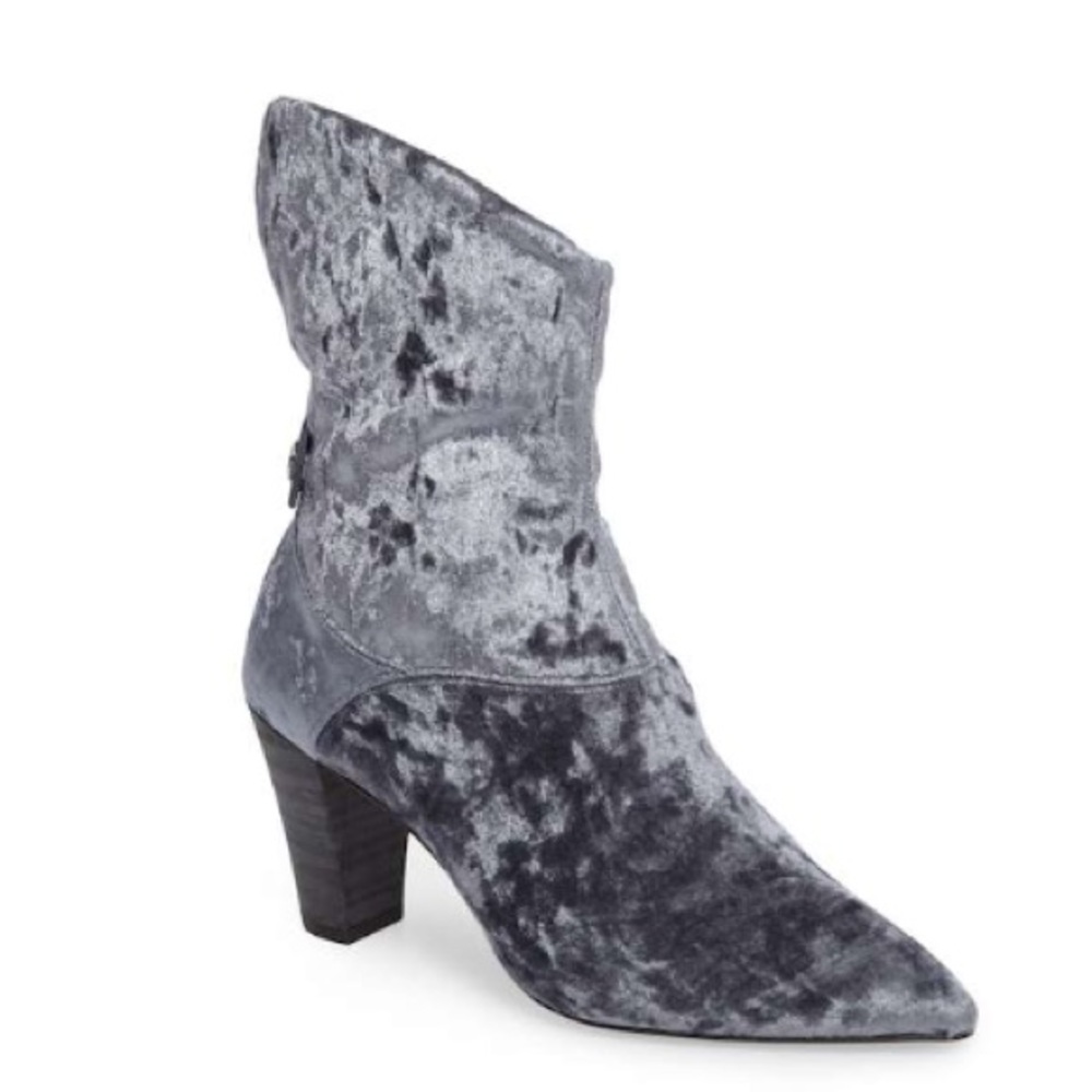 🌸Free People Moonlight Crushed Velvet Bootie Sz 8